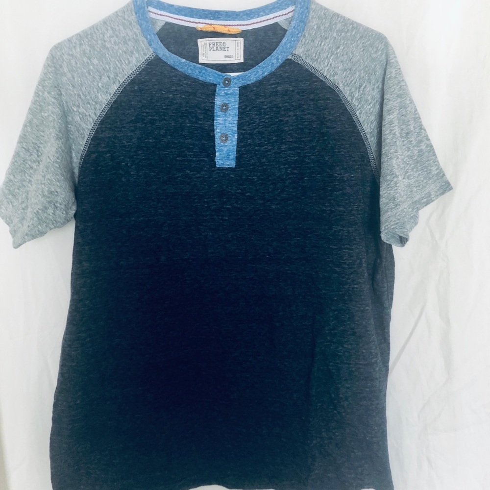 Free Planet Y-neck Henley